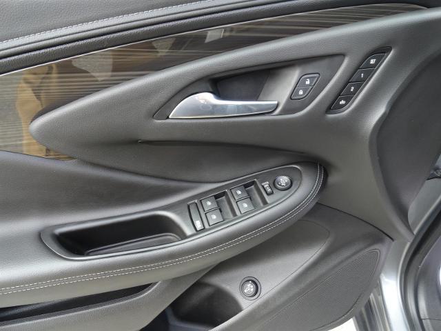 2019 Buick Envision AWD Essence