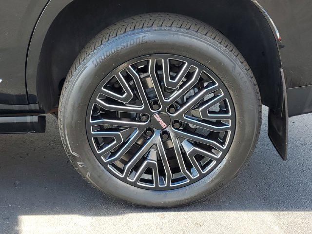 2022 GMC Yukon 4WD Denali