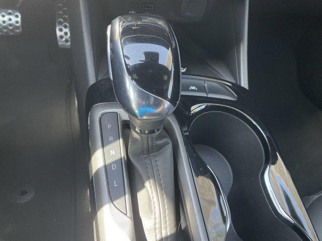 2024 Buick NV Sport Touring FWD