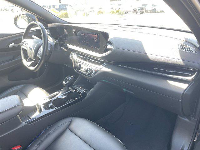 2024 Buick NV Sport Touring FWD