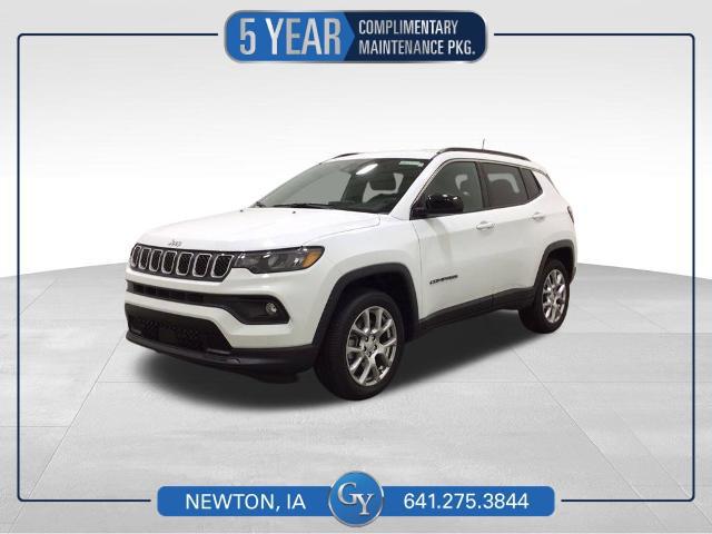 2023 Jeep Compass Latitude Lux FWD for sale in Newton, IA