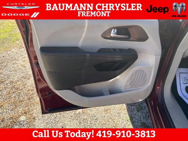 2017 Chrysler Pacifica Touring