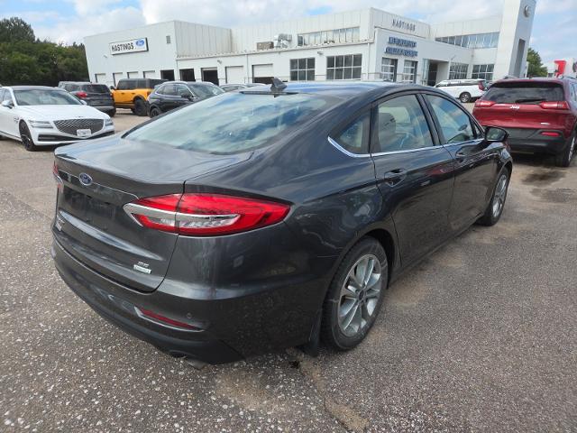 2020 Ford Fusion SE