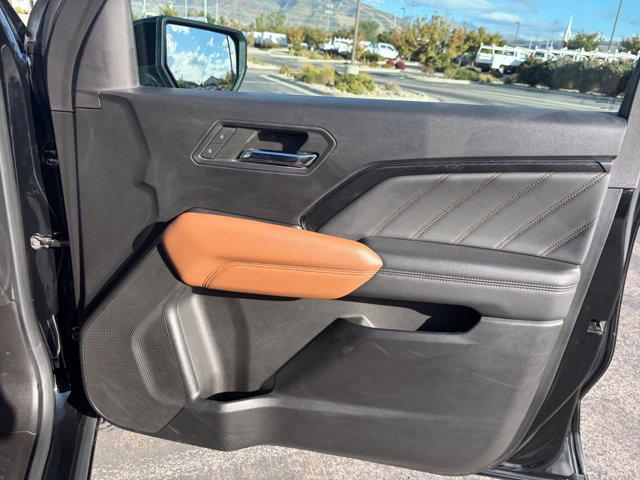 2023 GMC Canyon 4WD Crew Cab Short Box AT4