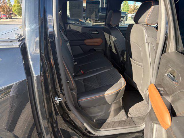 2023 GMC Canyon 4WD Crew Cab Short Box AT4