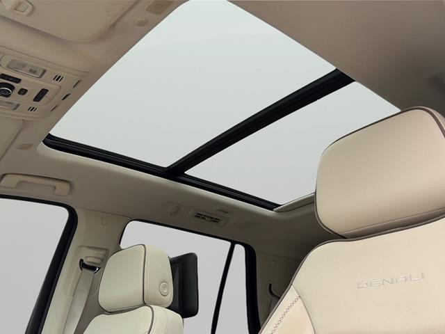 2021 GMC Yukon 4WD Denali