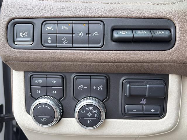 2021 GMC Yukon 4WD Denali