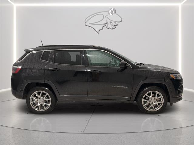 2022 Jeep Compass Latitude Lux 4x4