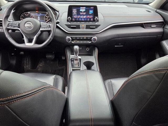 2021 Nissan Altima SR FWD