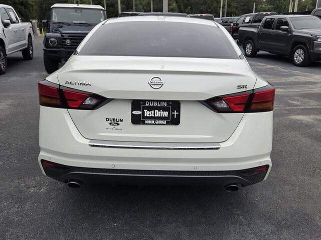 2021 Nissan Altima SR FWD