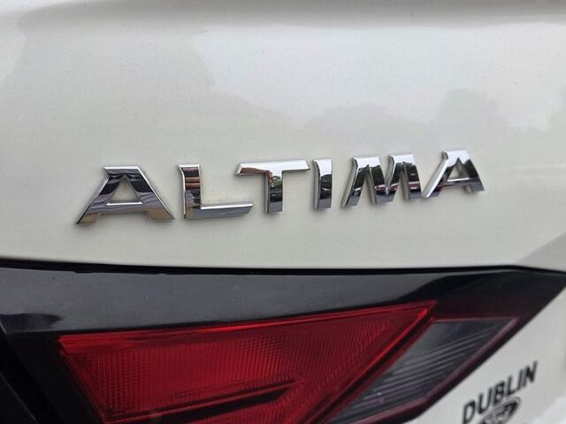 2021 Nissan Altima SR FWD