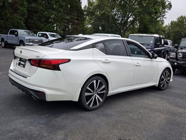 2021 Nissan Altima SR FWD