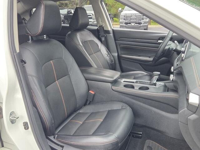 2021 Nissan Altima SR FWD