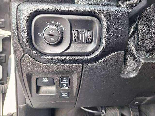 2019 Ram 1500 Rebel Crew Cab 4x4 57 Box