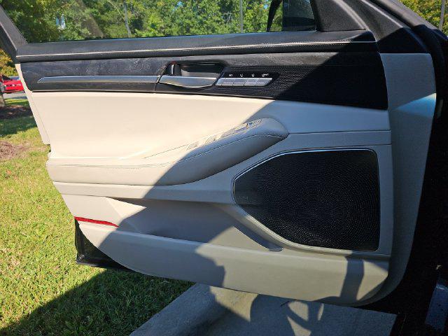 2020 Genesis G90 3.3T Premium RWD