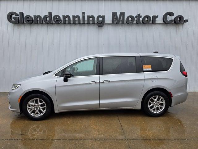 2024 Chrysler Pacifica Touring L for sale in Mt Ayr, IA