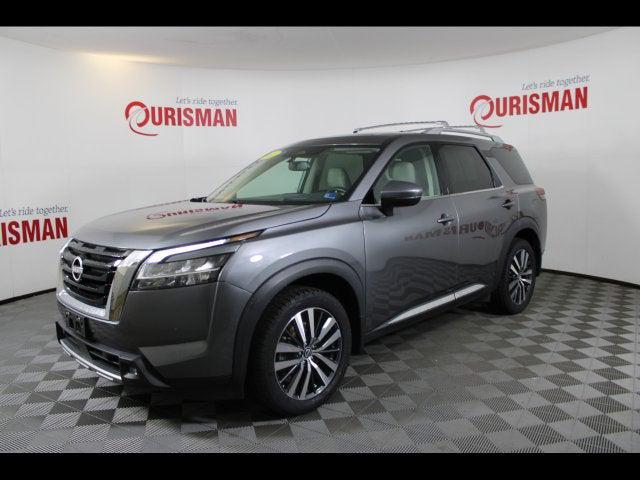 2022 Nissan Pathfinder Platinum 4WD