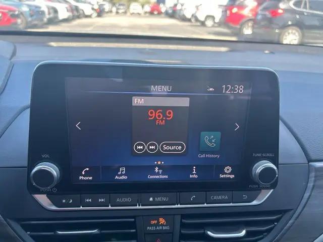 2025 Nissan Altima SV FWD