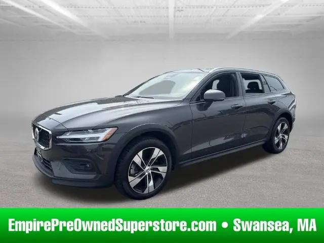 2025 Volvo V60 Cross Country Plus, B5 AWD Gas mild hybrid for sale in Swansea, MA