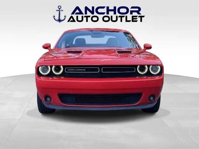 2016 Dodge Challenger SXT Plus