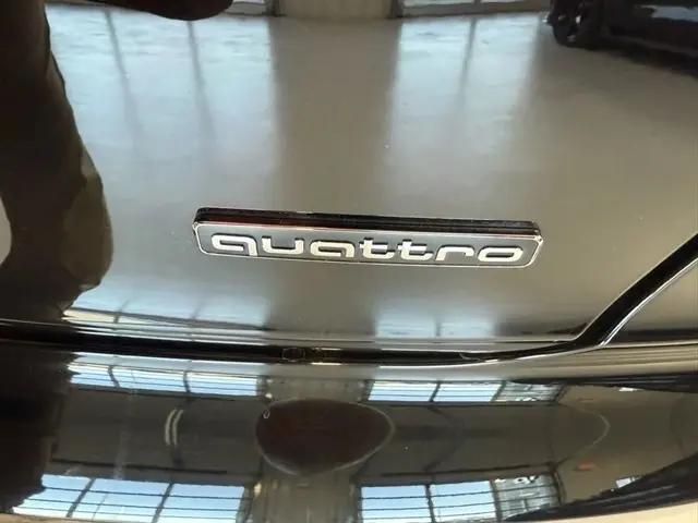 2022 Audi A8 L 55 TFSI quattro Tiptronic