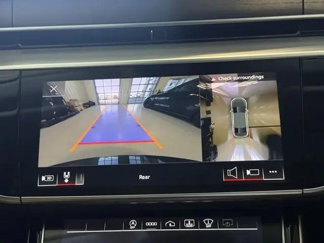 2022 Audi A8 L 55 TFSI quattro Tiptronic