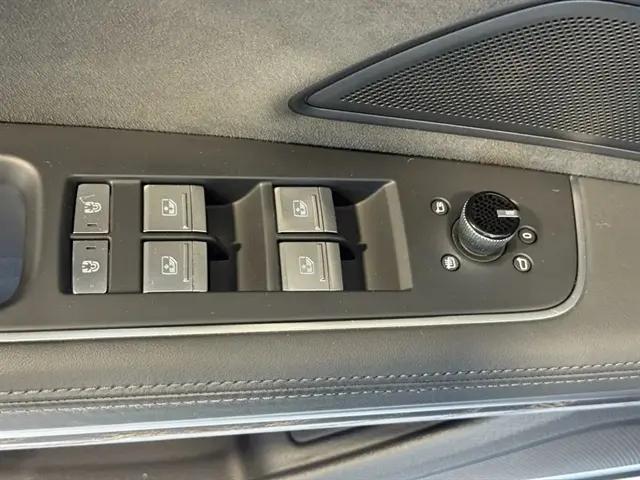 2022 Audi A8 L 55 TFSI quattro Tiptronic