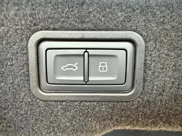 2022 Audi A8 L 55 TFSI quattro Tiptronic