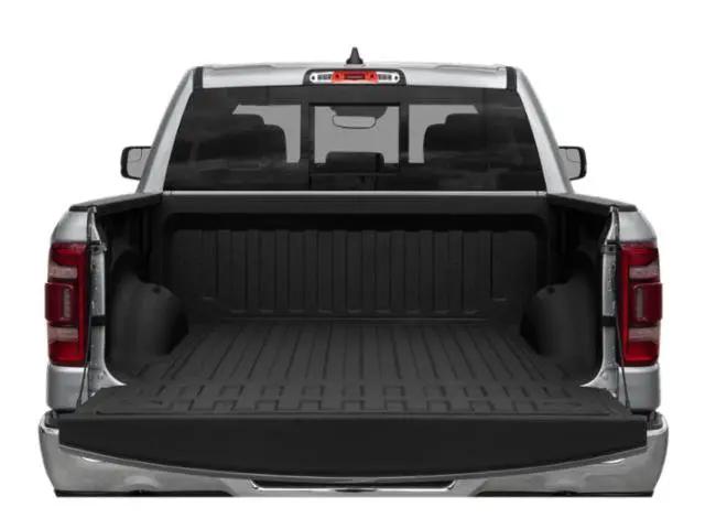 2022 Ram 1500 Laramie Crew Cab 4x4 57 Box