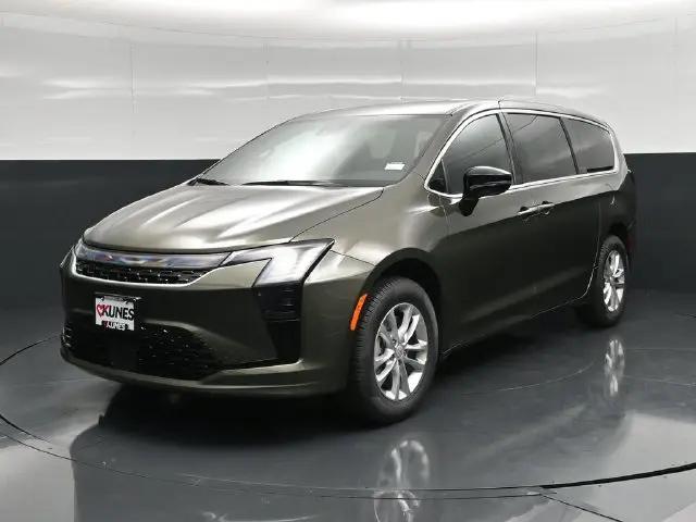 2027 Chrysler Pacifica Select AWD