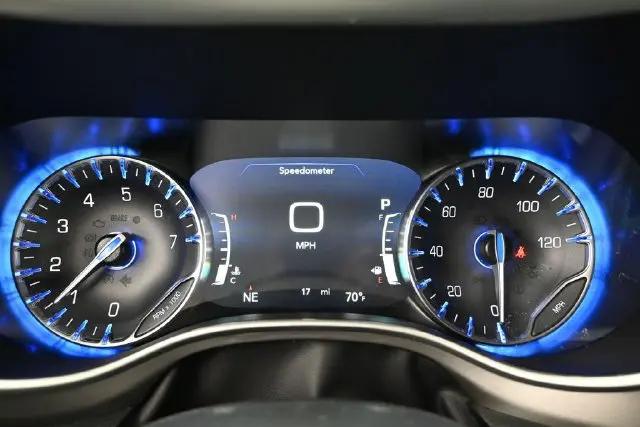 2027 Chrysler Pacifica Select AWD