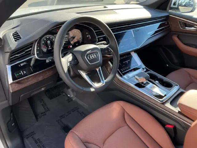 2027 Audi Q8 Premium Plus 55 TFSI quattro Tiptronic