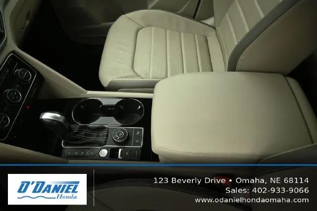 2021 Volkswagen Atlas 3.6L V6 SEL Premium