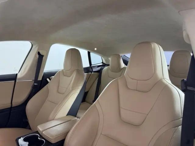 2016 Tesla Model S 75D