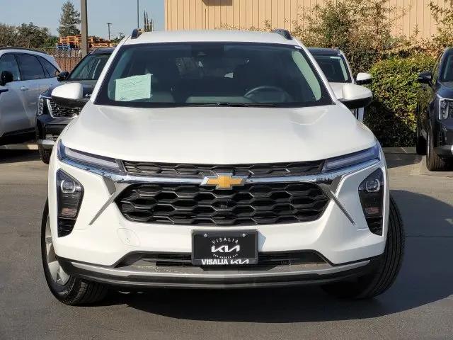 2025 Chevrolet Trax FWD LT