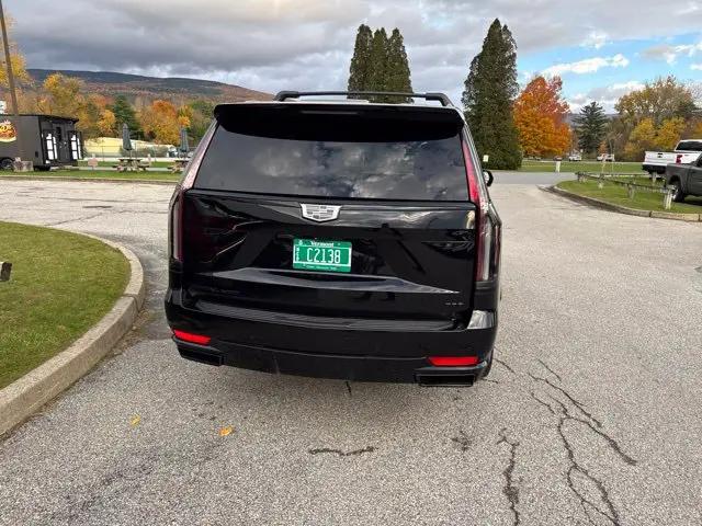 2023 Cadillac Escalade 4WD Sport