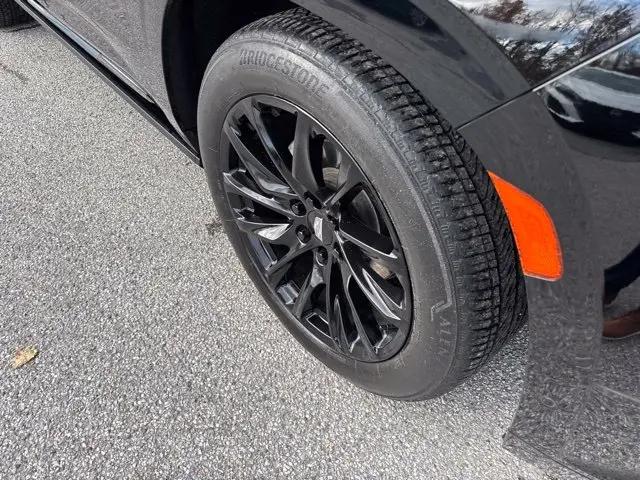 2023 Cadillac Escalade 4WD Sport