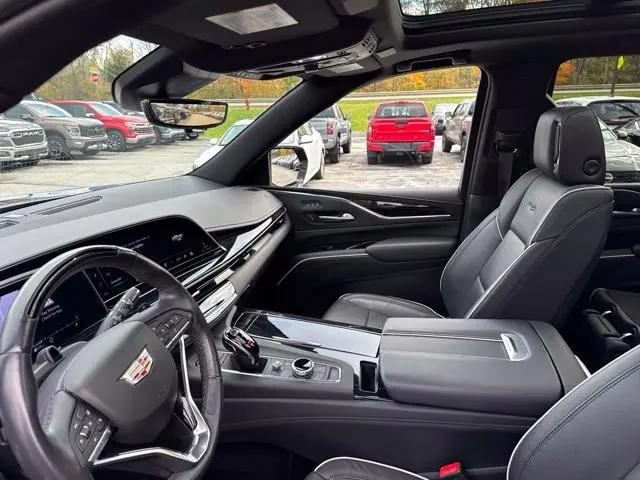 2023 Cadillac Escalade 4WD Sport