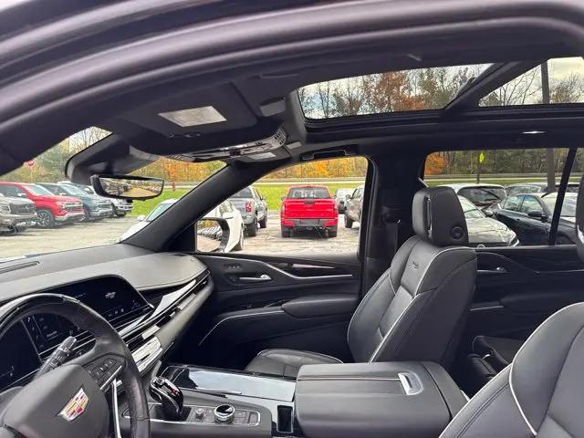 2023 Cadillac Escalade 4WD Sport