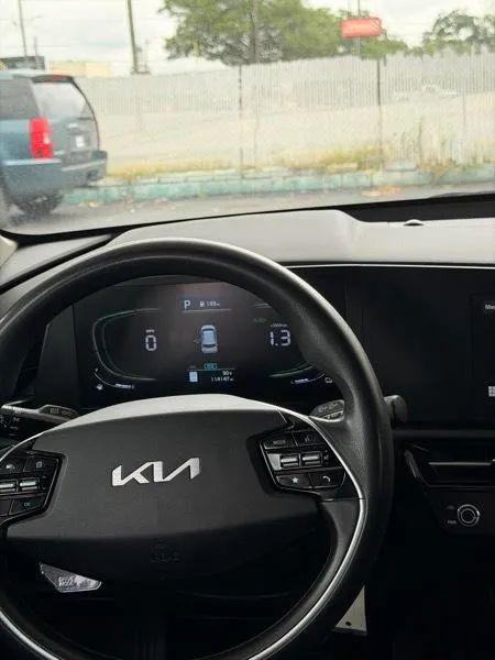 2023 Kia Niro LX
