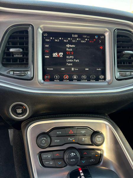 2019 Dodge Challenger SXT