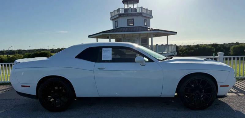 2018 Dodge Challenger SXT
