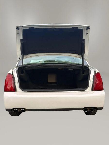 2003 Cadillac DeVille Standard