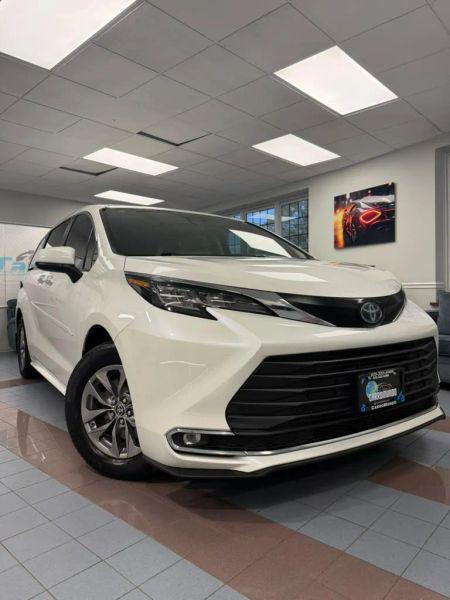 2021 Toyota Sienna XLE for sale in Paterson, NJ