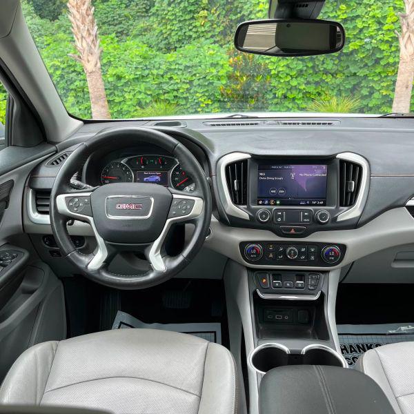 2020 GMC Terrain AWD SLT