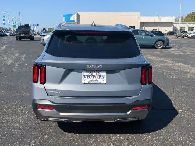 2025 Kia Sorento S
