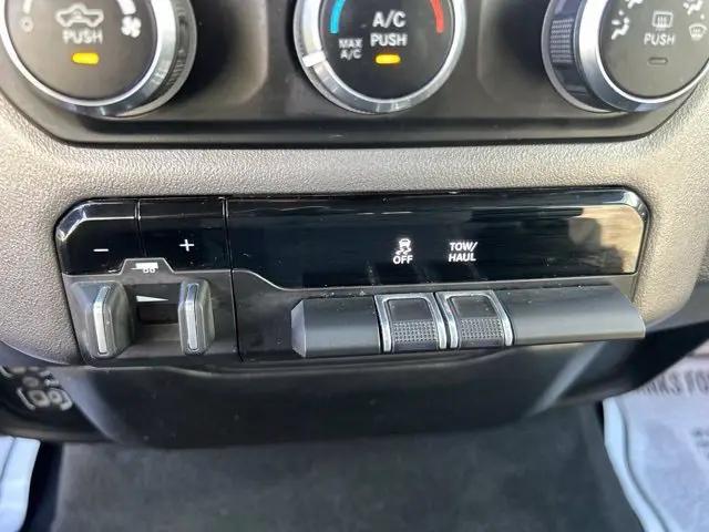 2023 Ram 1500 Big Horn Crew Cab 4x4 57 Box
