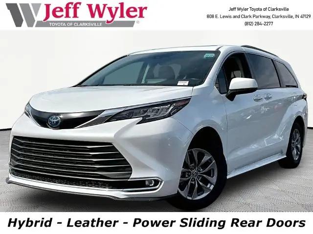 2023 Toyota Sienna XLE for sale in Clarksville, IN