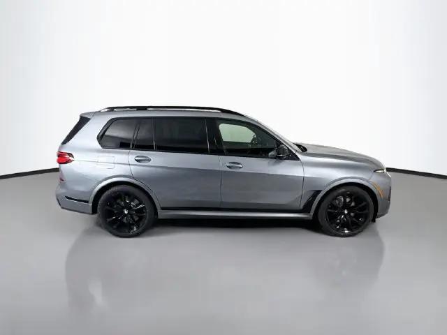 2026 BMW X7 M60i