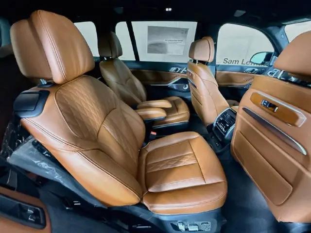 2026 BMW X7 M60i